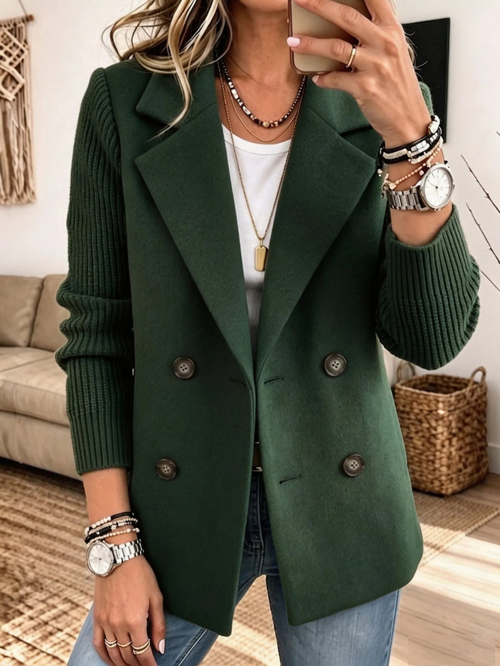 Blazer Carla verde con mangas de punto acanalado