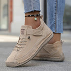 Zapatillas Oriana beige puestas