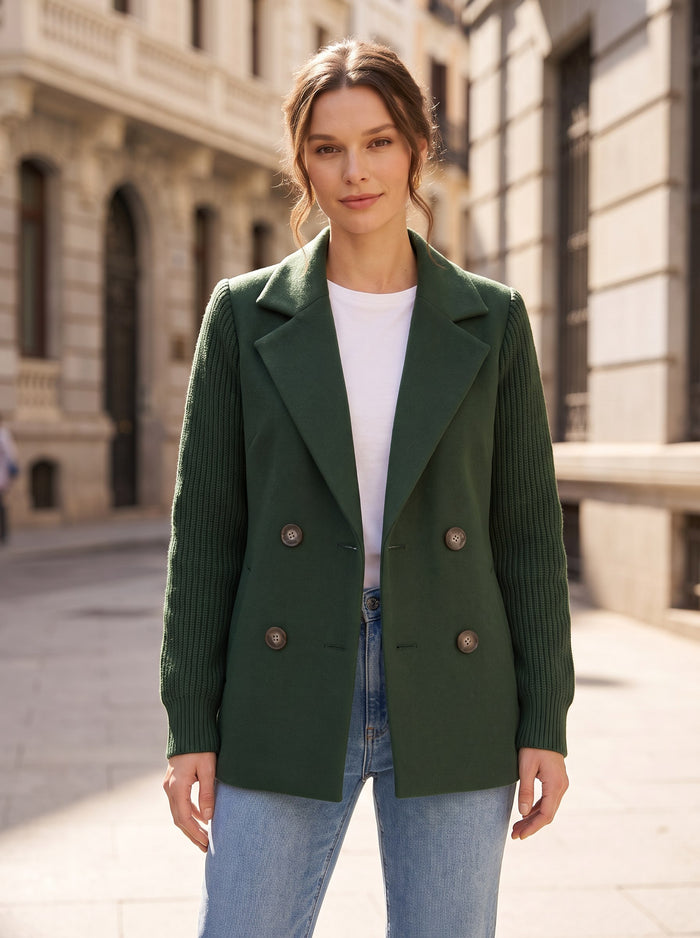Blazer Carla verde cruzado con mangas de punto